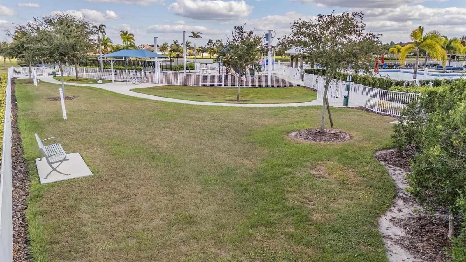 Image 36 of 46 For 15538 Peace River Place