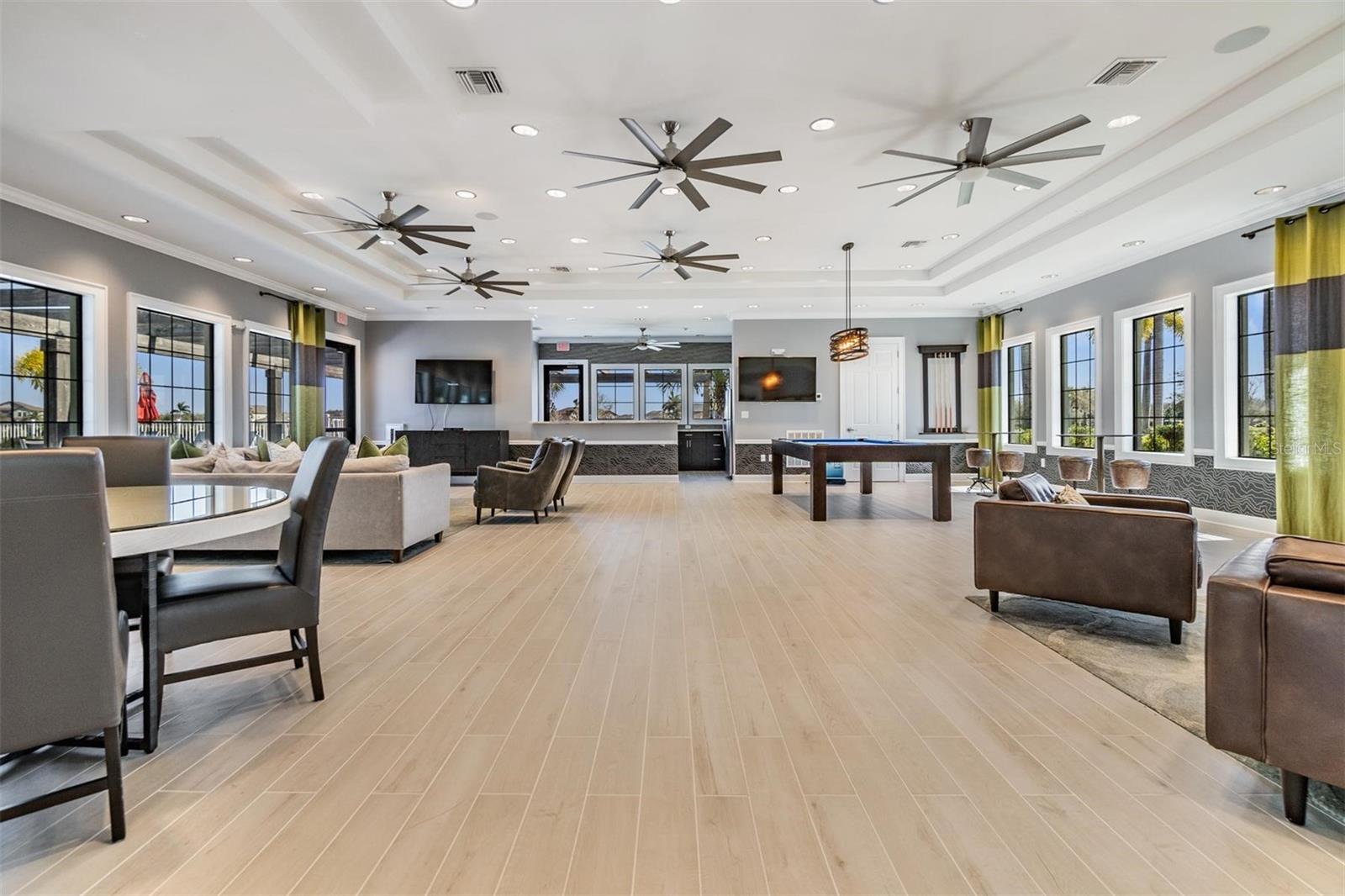 Image 44 of 46 For 15538 Peace River Place