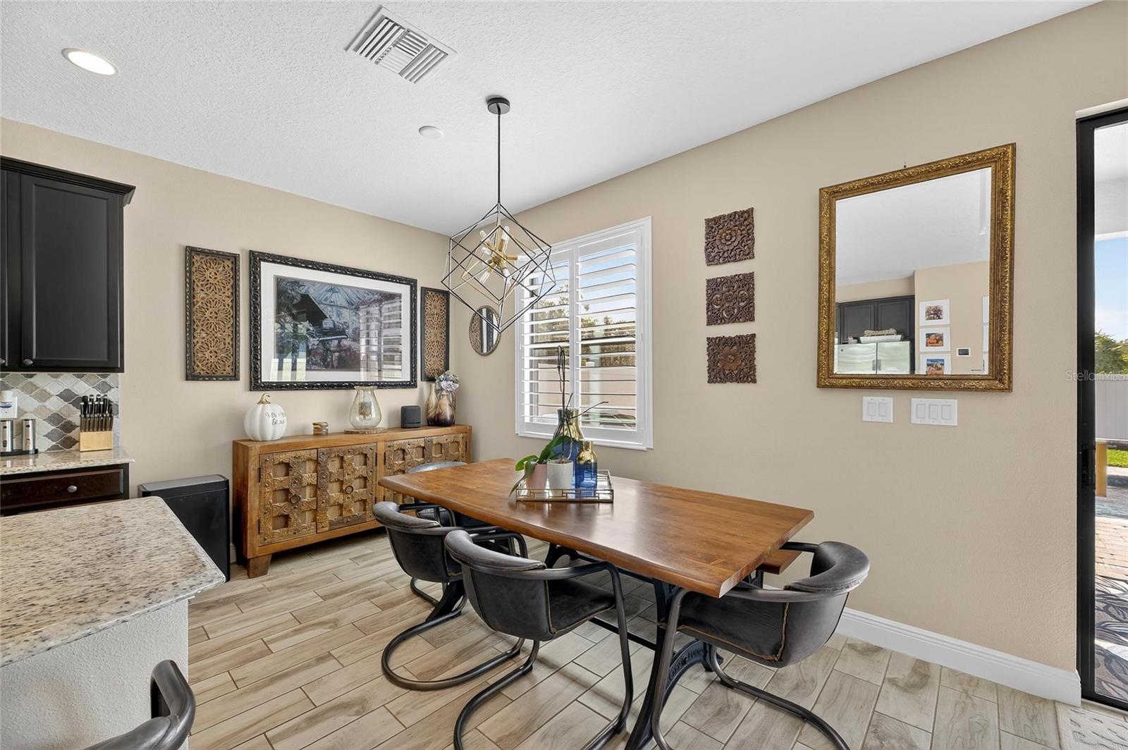 Image 17 of 77 For 11239 Paddock Manor Avenue