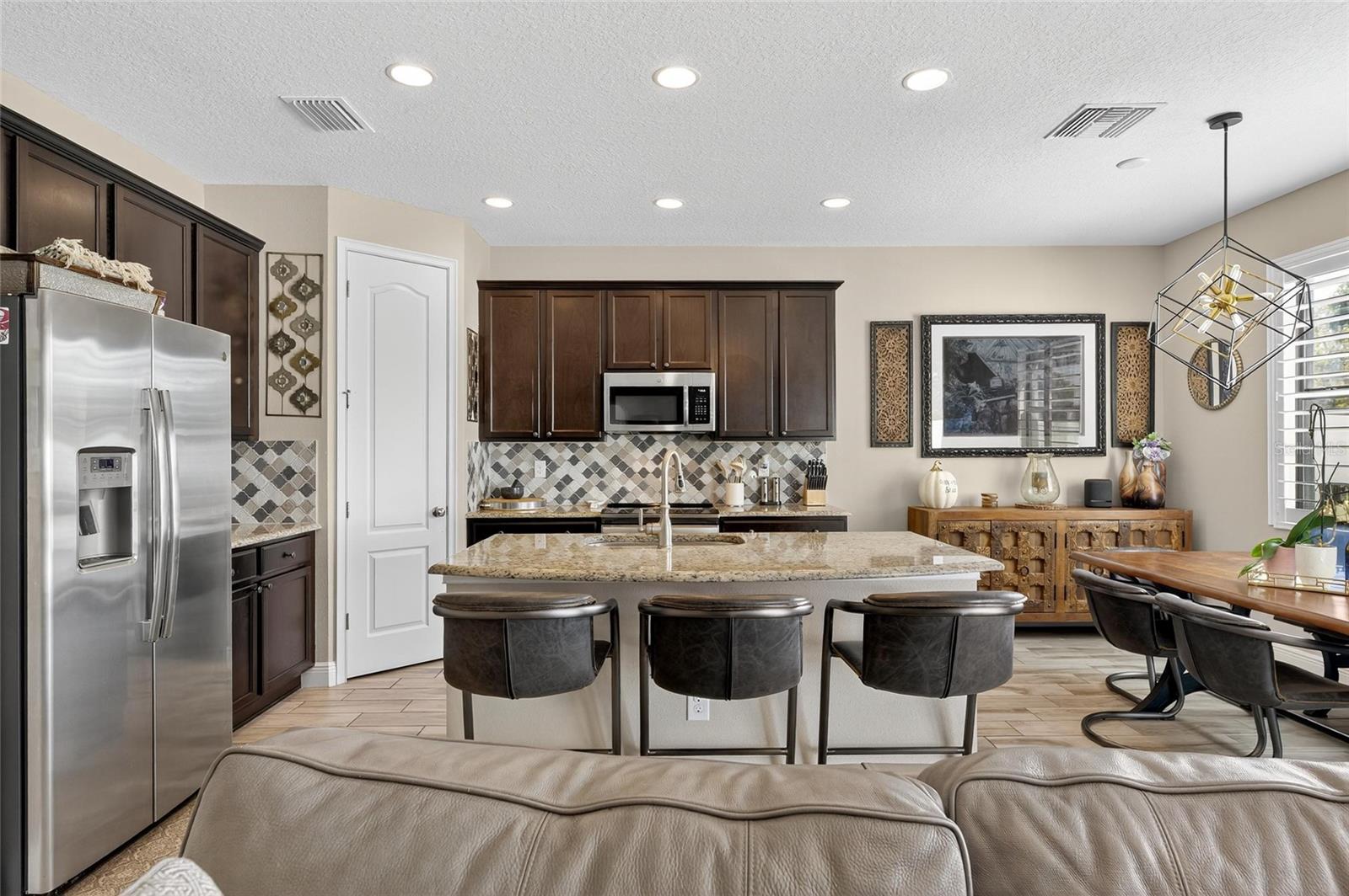 Image 18 of 77 For 11239 Paddock Manor Avenue