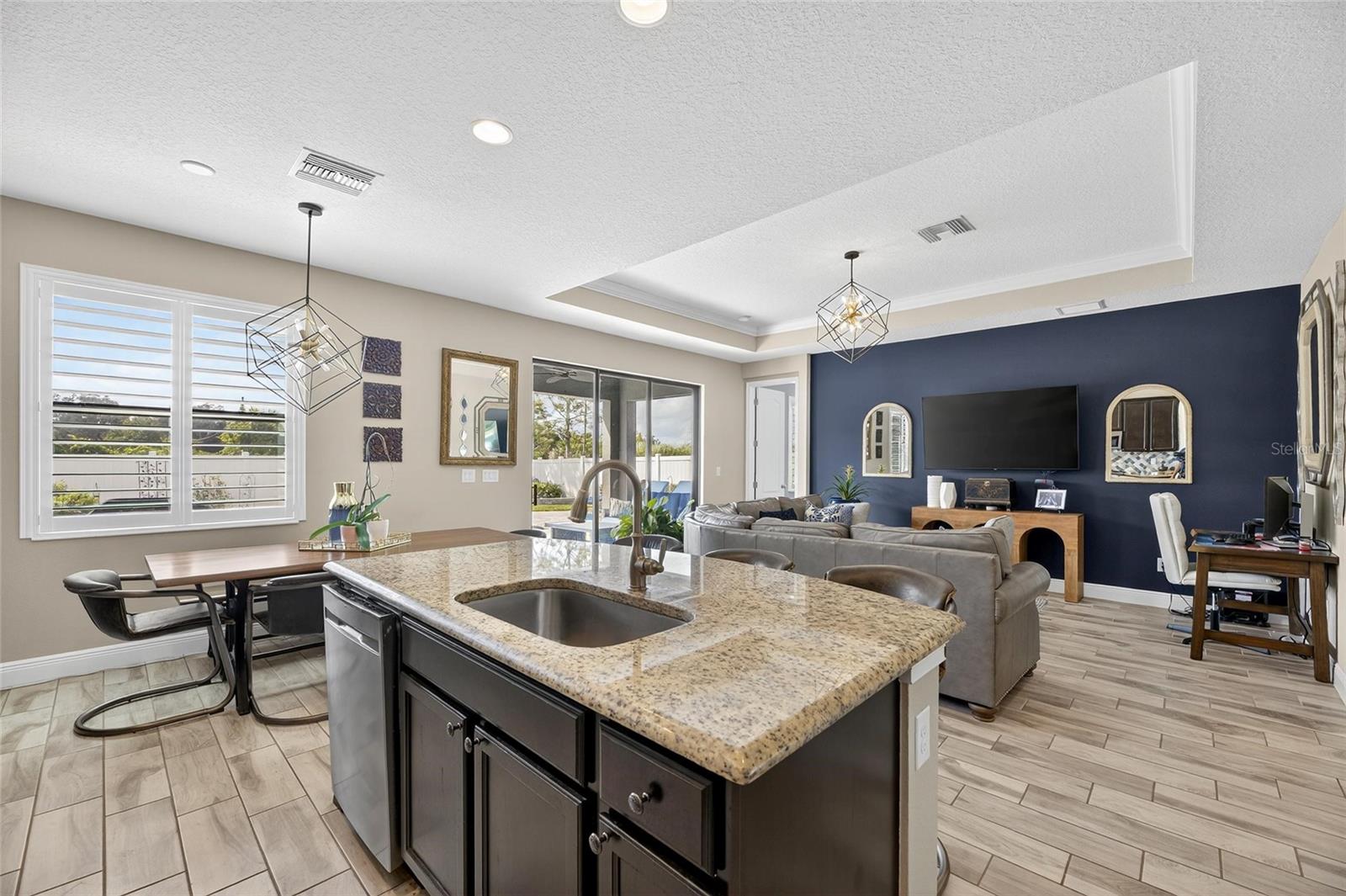 Image 20 of 77 For 11239 Paddock Manor Avenue