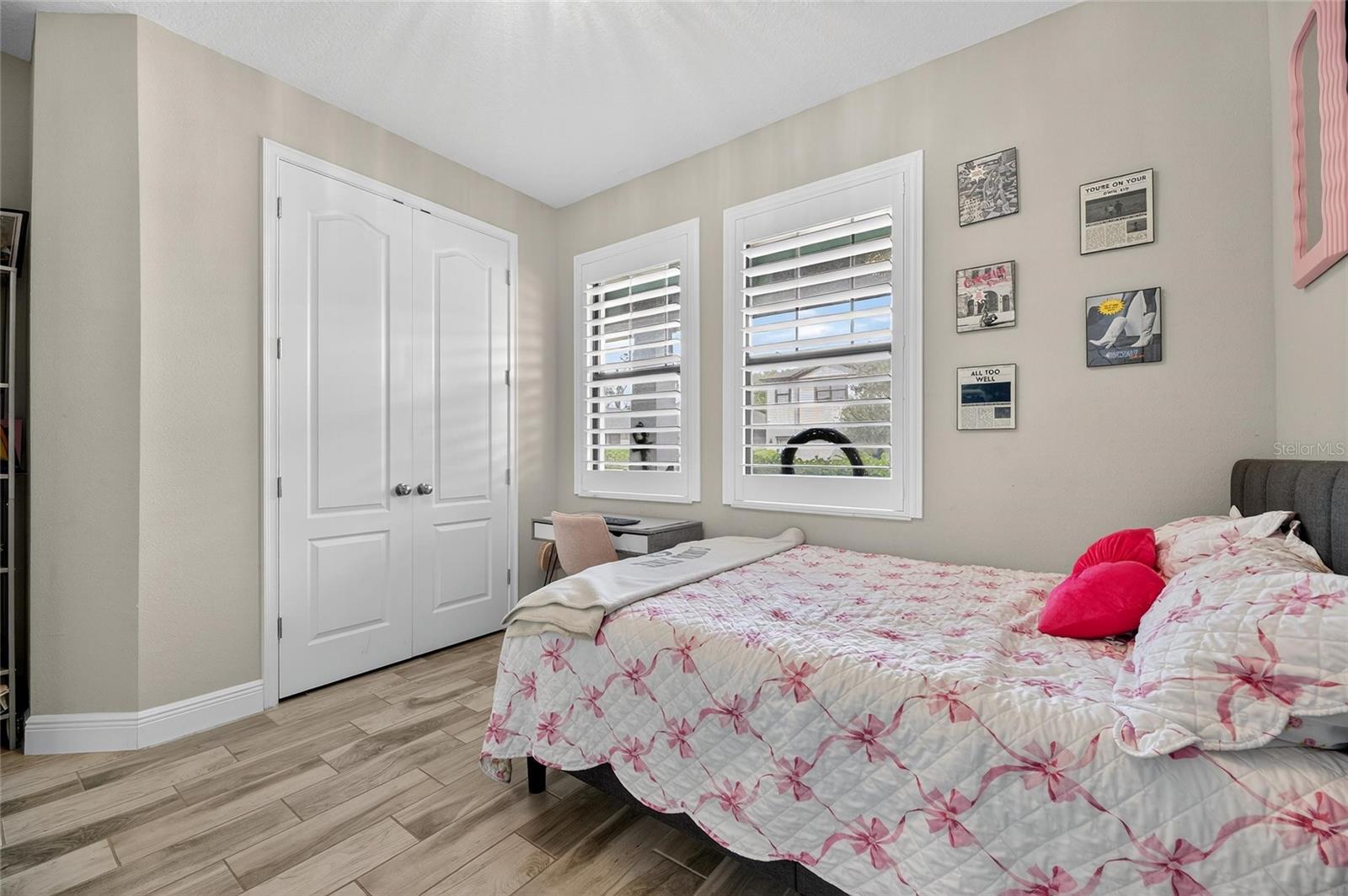 Image 40 of 77 For 11239 Paddock Manor Avenue