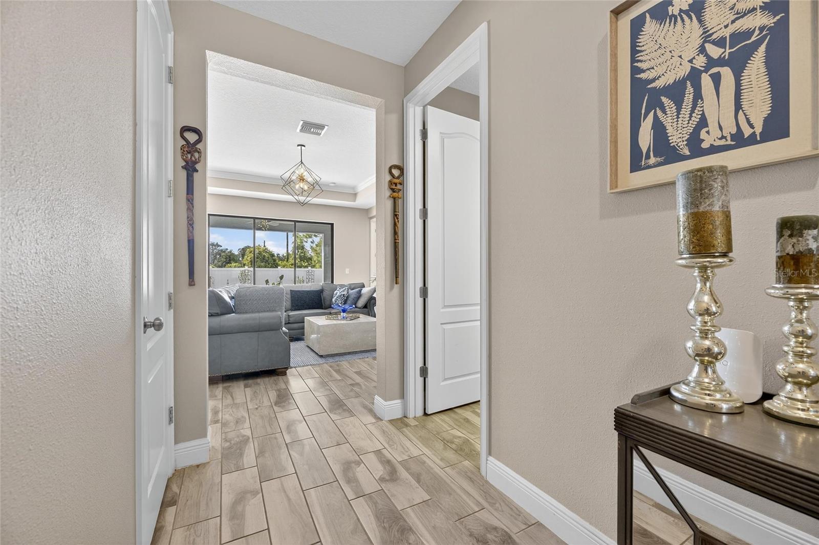 Image 8 of 77 For 11239 Paddock Manor Avenue