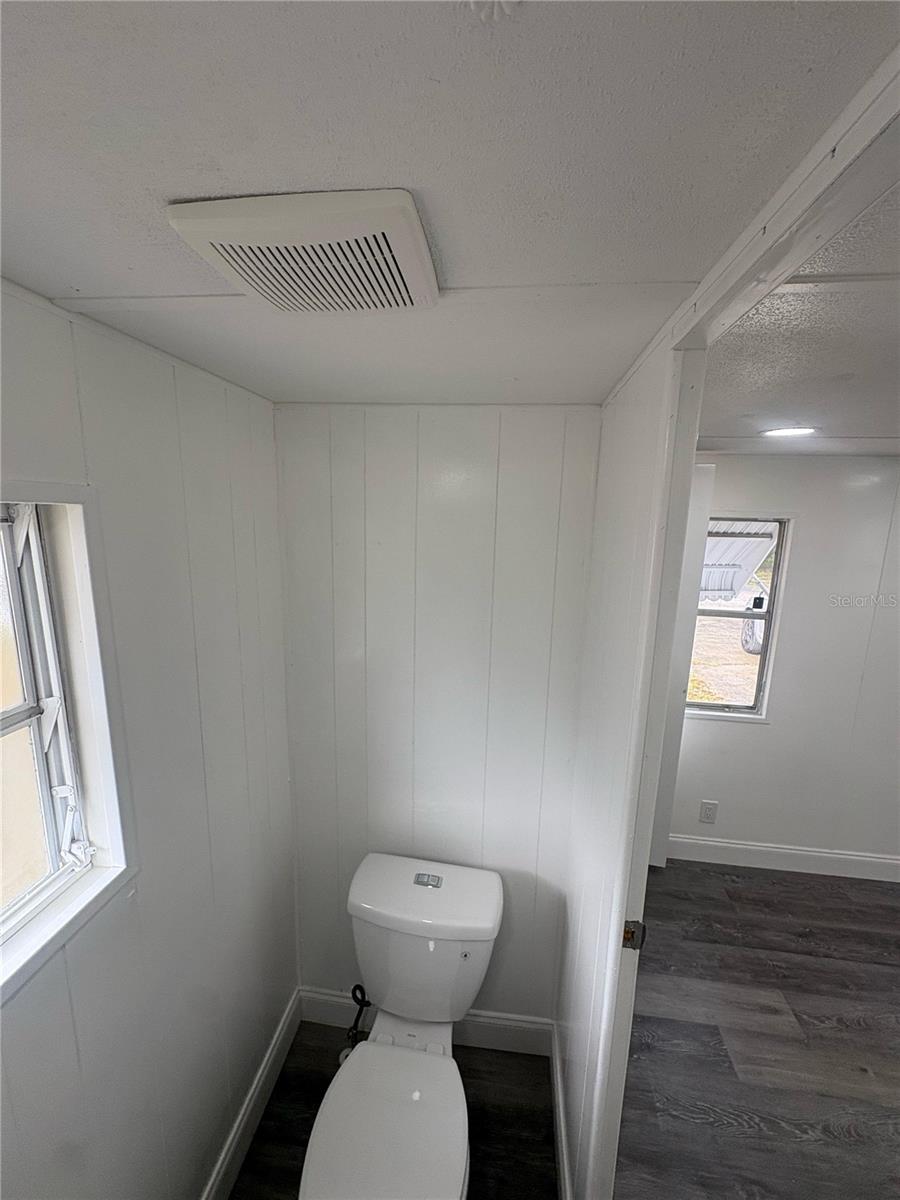 Image 23 of 28 For 35004 Hawkiowa Road