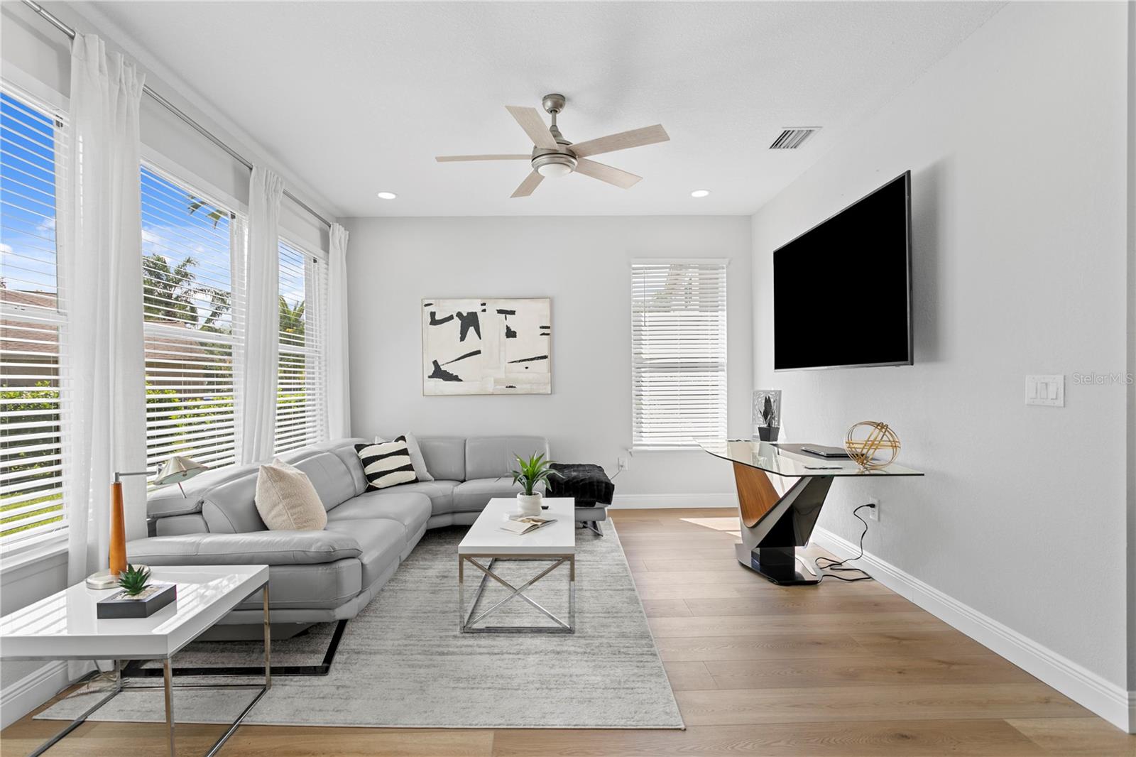 Image 18 of 67 For 15709 Muirfield Drive