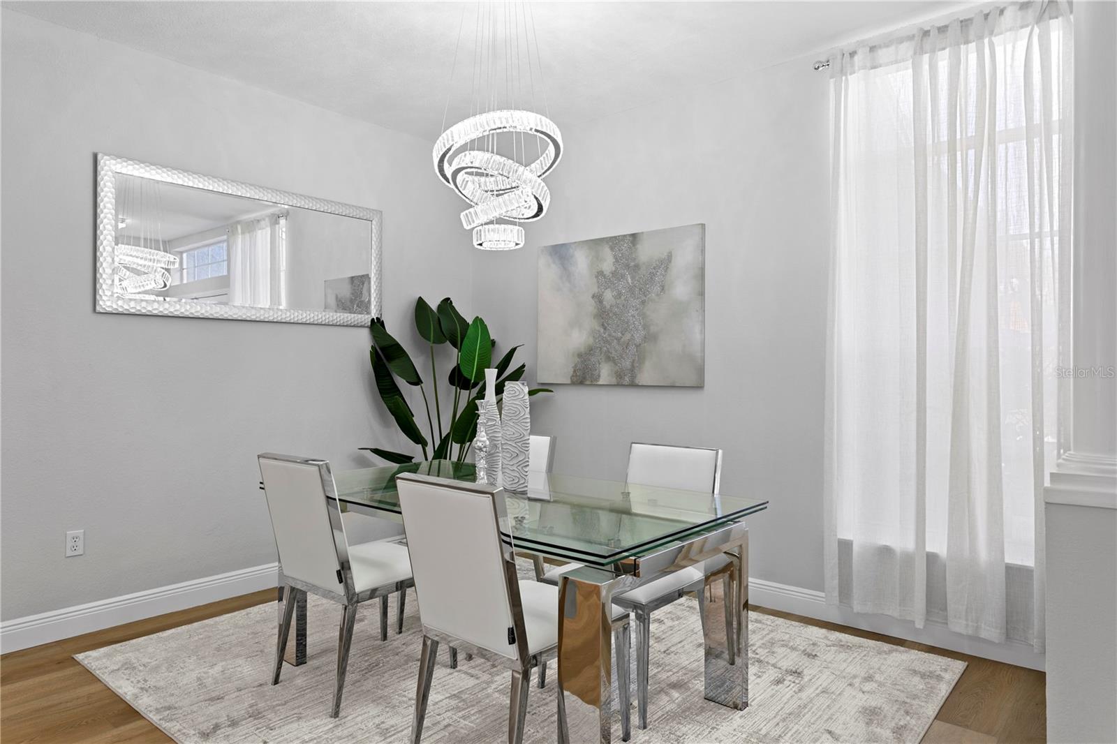 Image 4 of 67 For 15709 Muirfield Drive