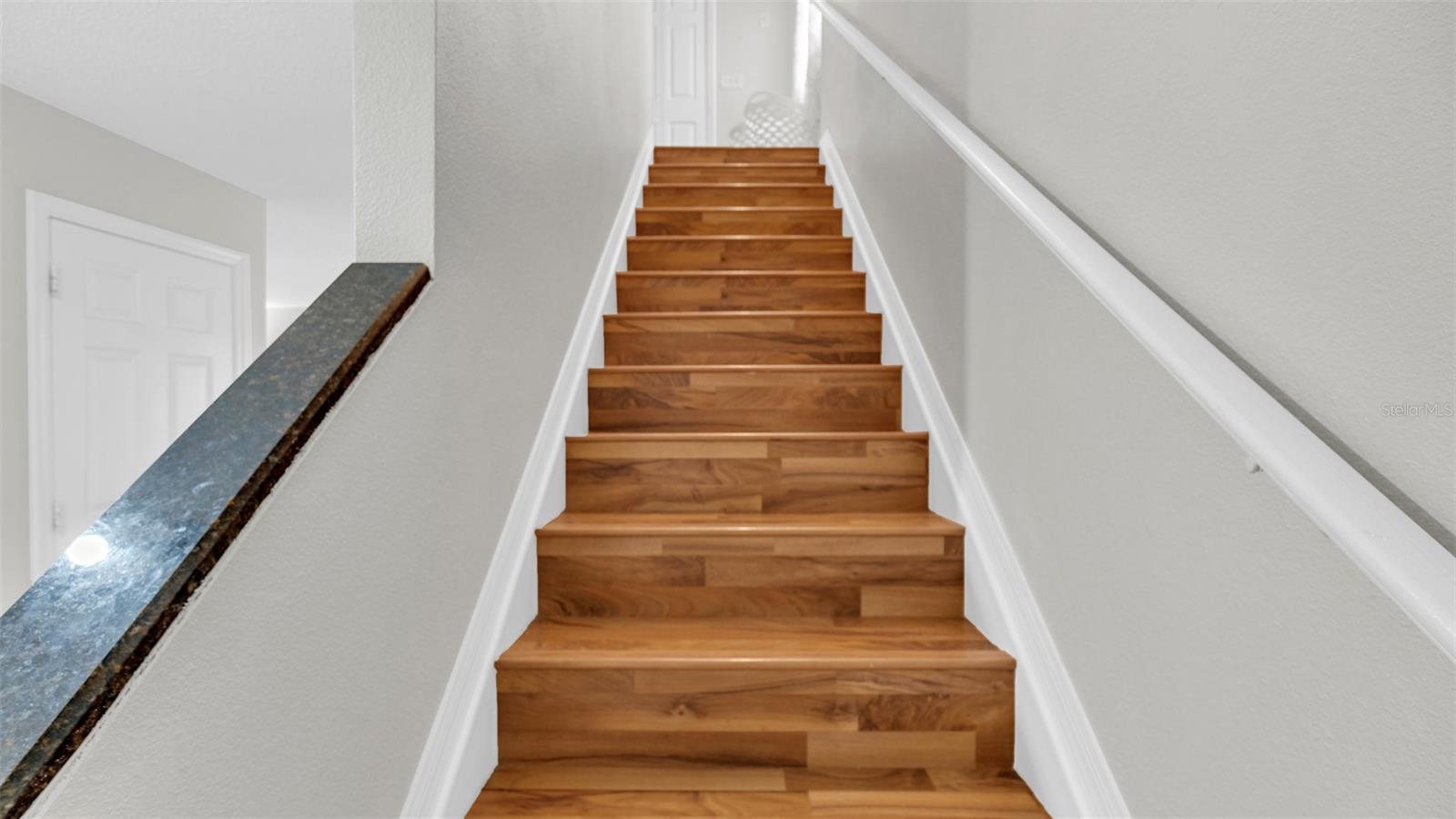 Image 19 of 40 For 4349 Silver Falls Drive