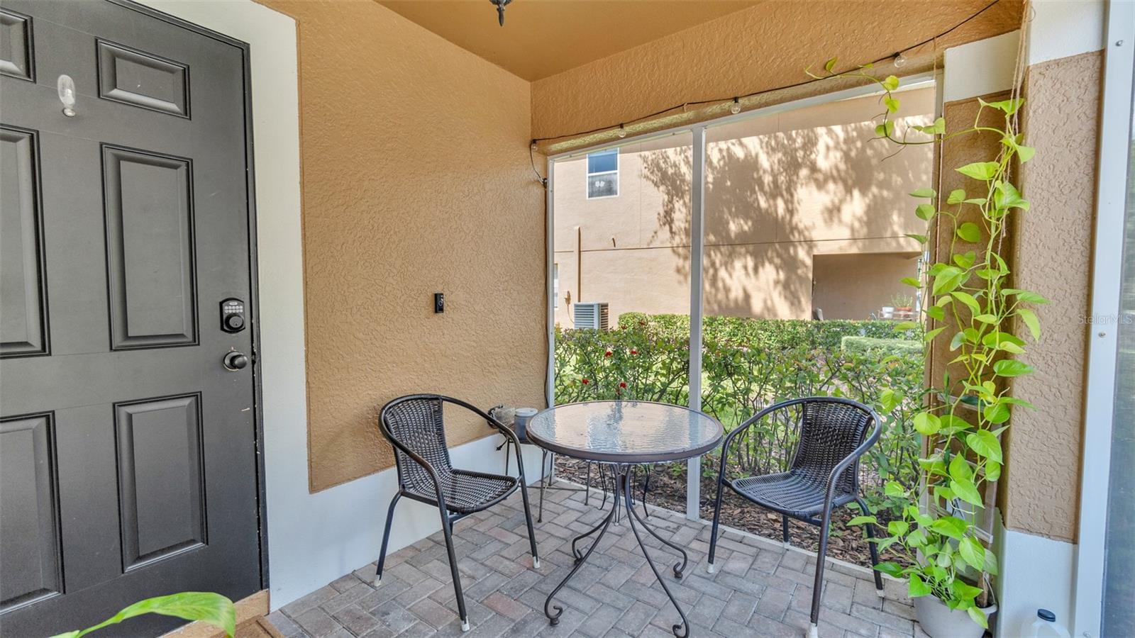 Image 4 of 40 For 4349 Silver Falls Drive