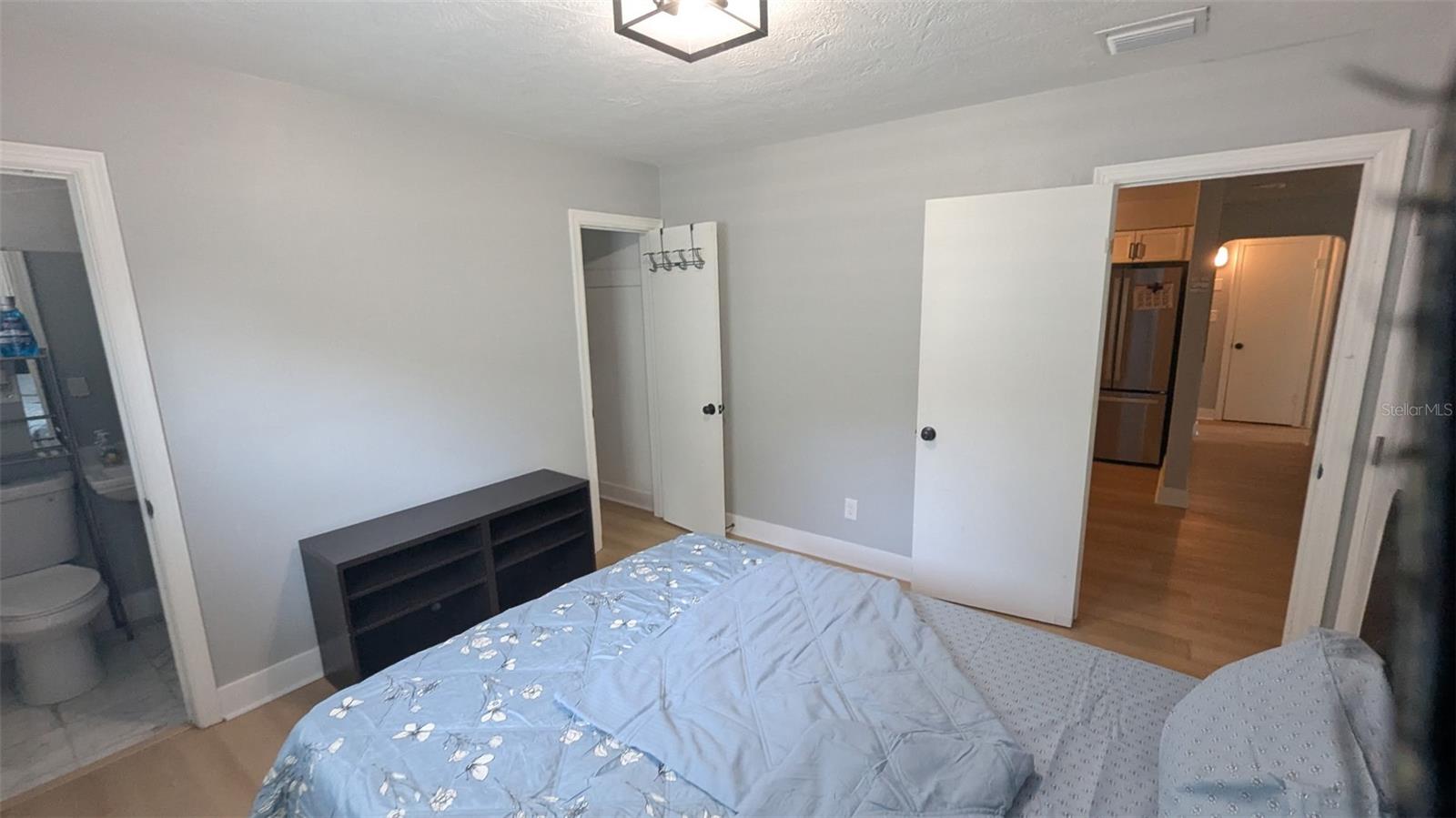 Image 12 of 30 For 2431 Irondale Street S