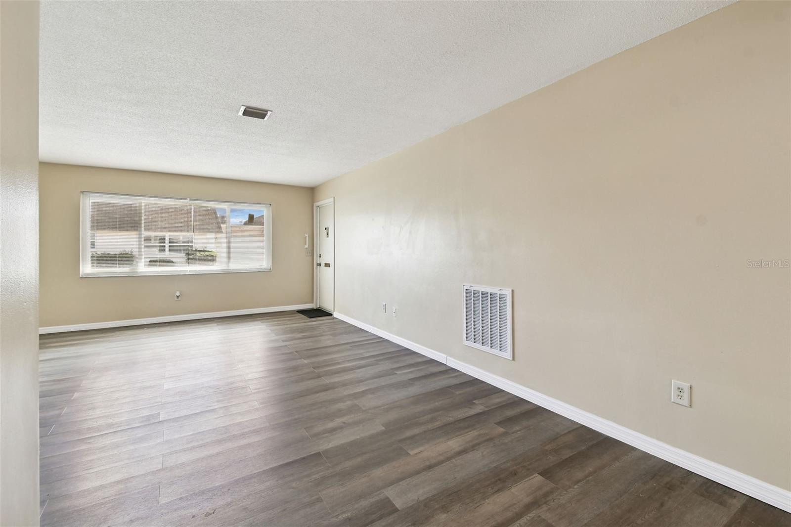 Image 10 of 51 For 8472 68th Way N