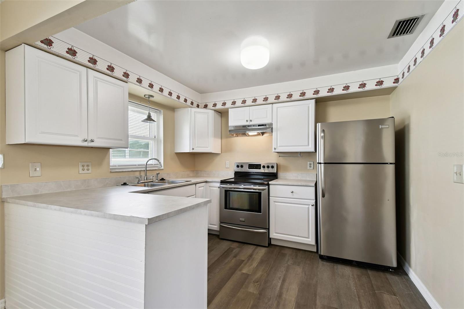 Image 13 of 51 For 8472 68th Way N