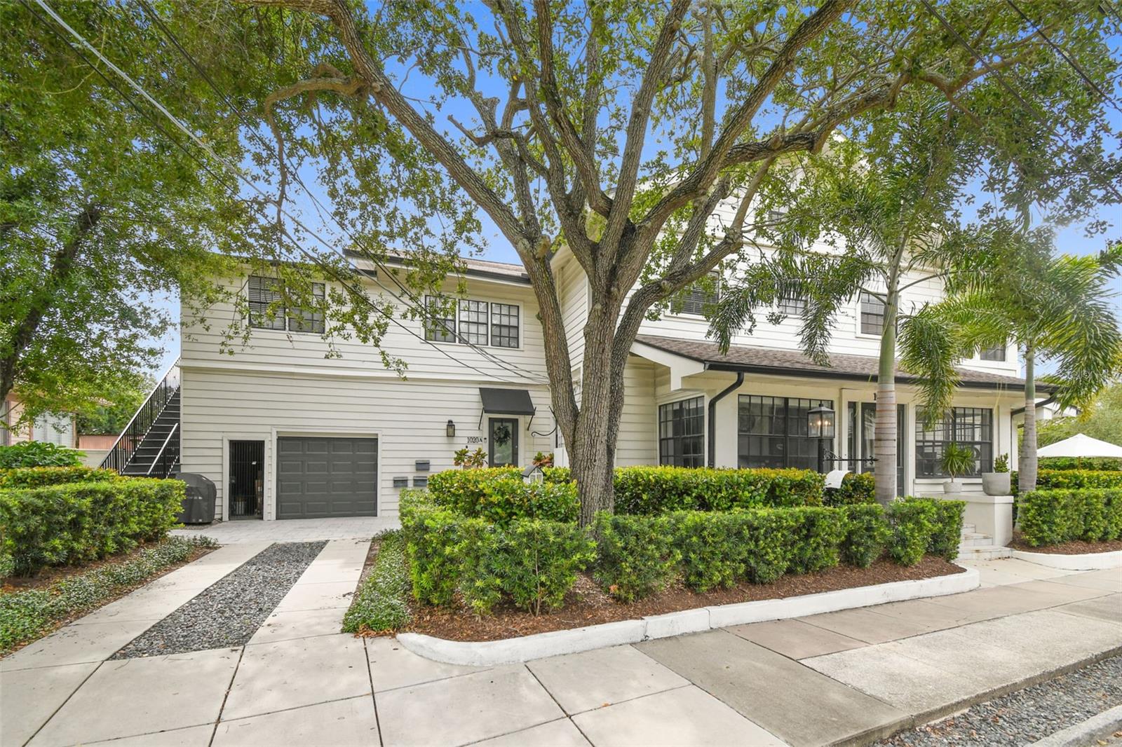 Listing photo id 0 for 1020 Rome Avenue Half