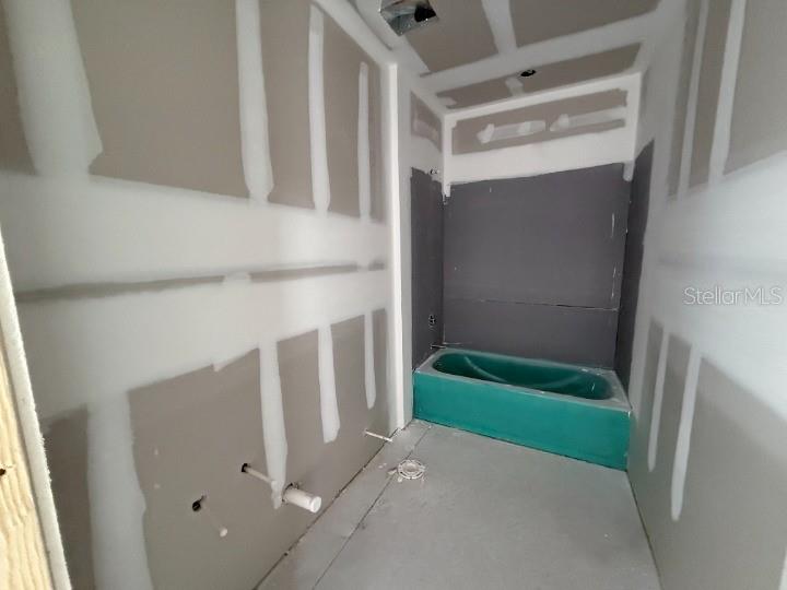 Image 15 of 27 For 22109 Amberbush Ct.