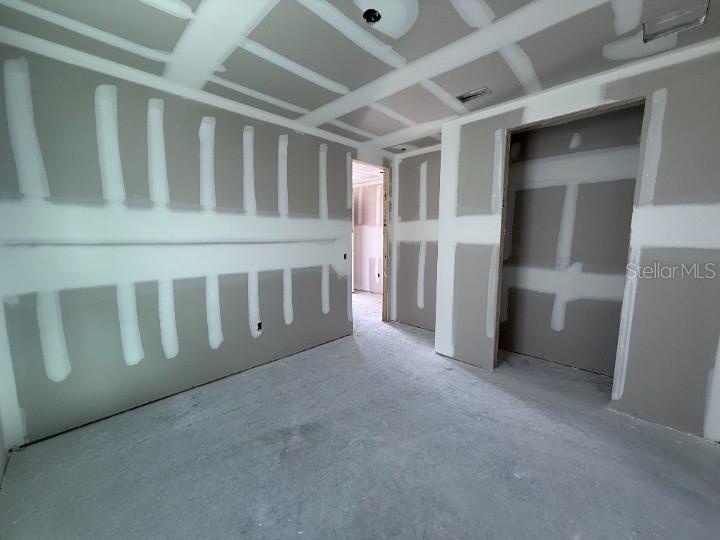 Image 16 of 27 For 22109 Amberbush Ct.