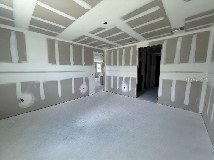 Image 18 of 27 For 22109 Amberbush Ct.