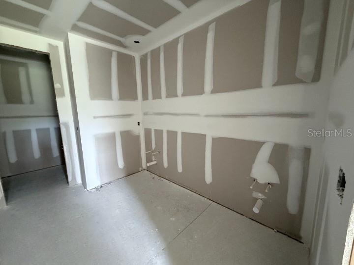 Image 21 of 27 For 22109 Amberbush Ct.