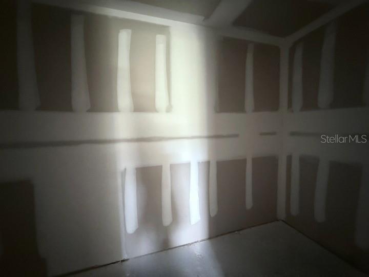 Image 22 of 27 For 22109 Amberbush Ct.