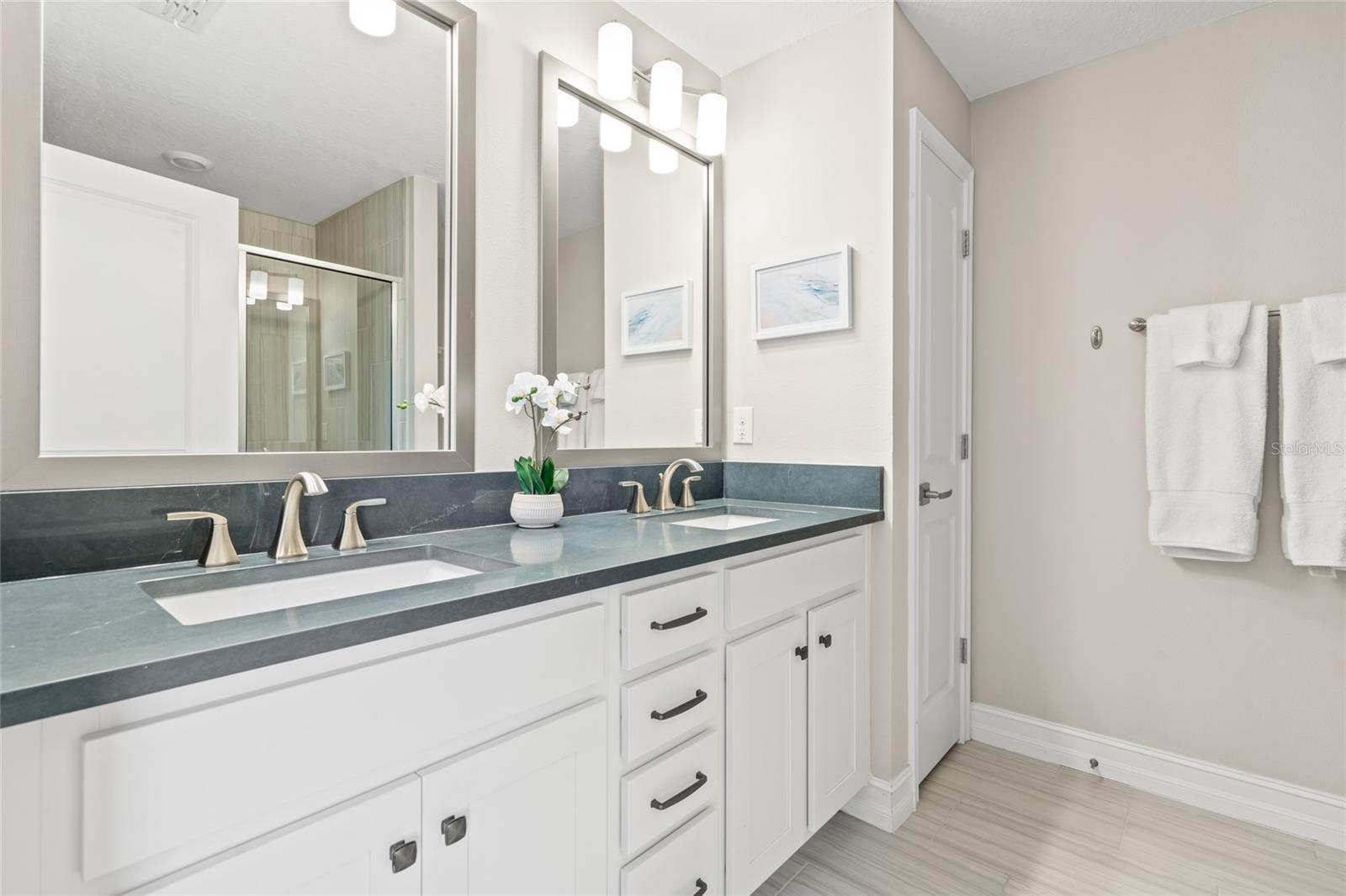 Image 14 of 36 For 4941 Price Avenue 7
