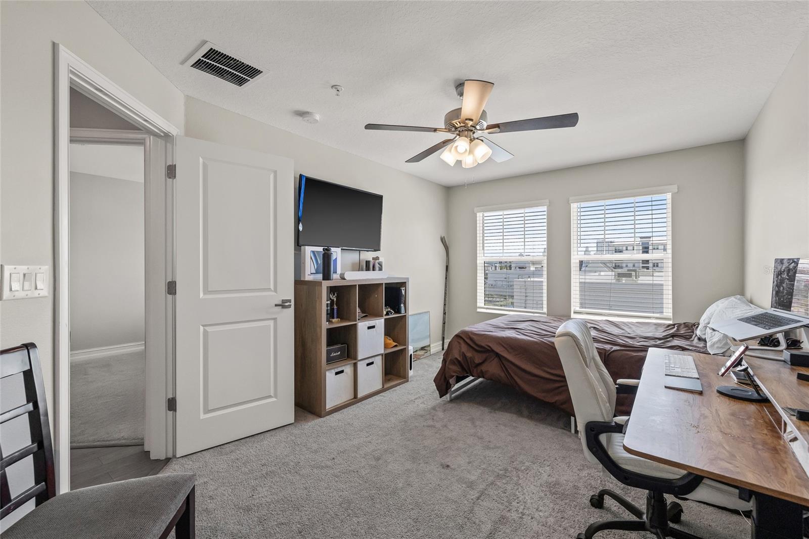 Image 17 of 36 For 4941 Price Avenue 7