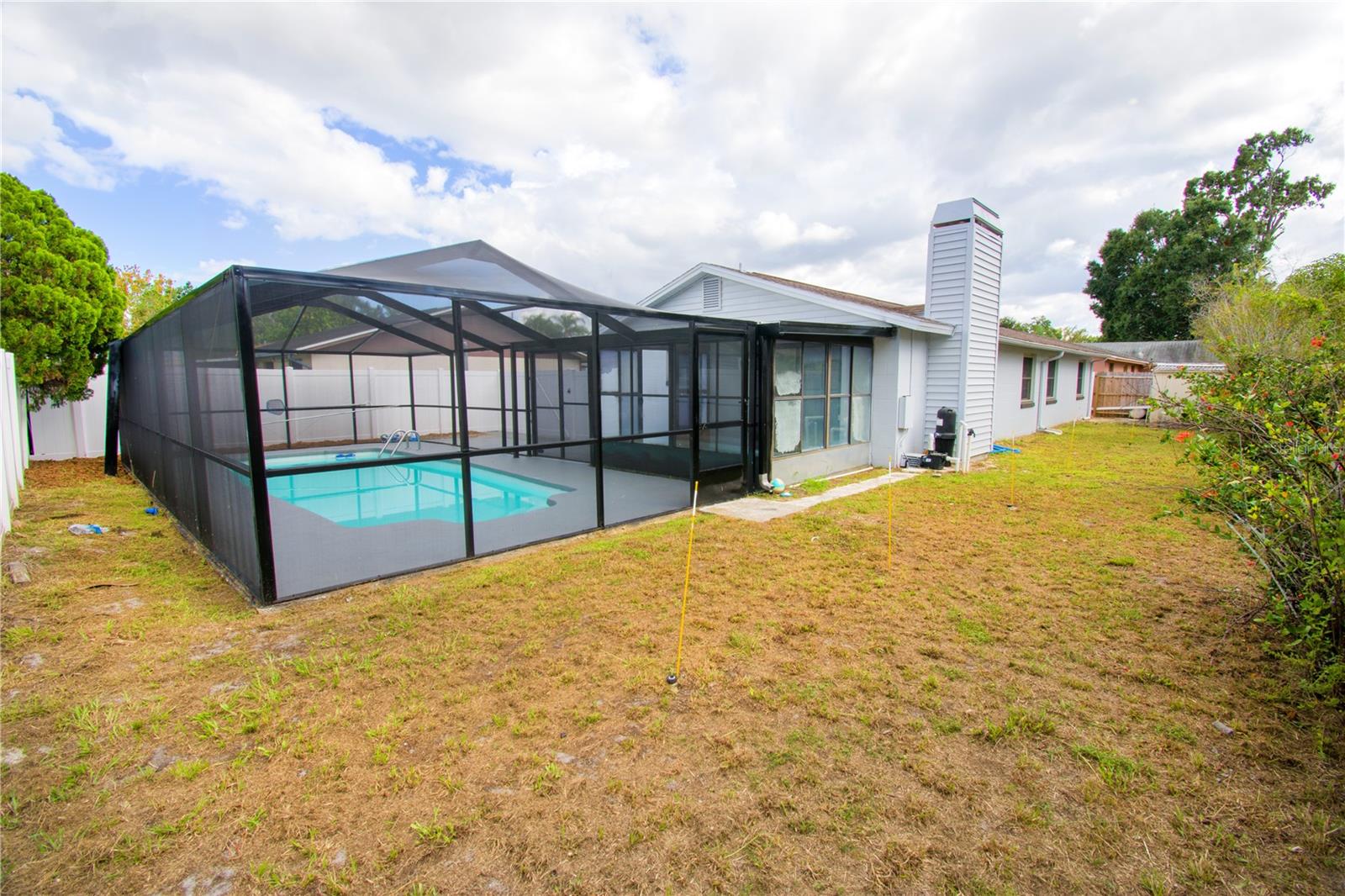 Image 27 of 30 For 9409 Lonsdale Court