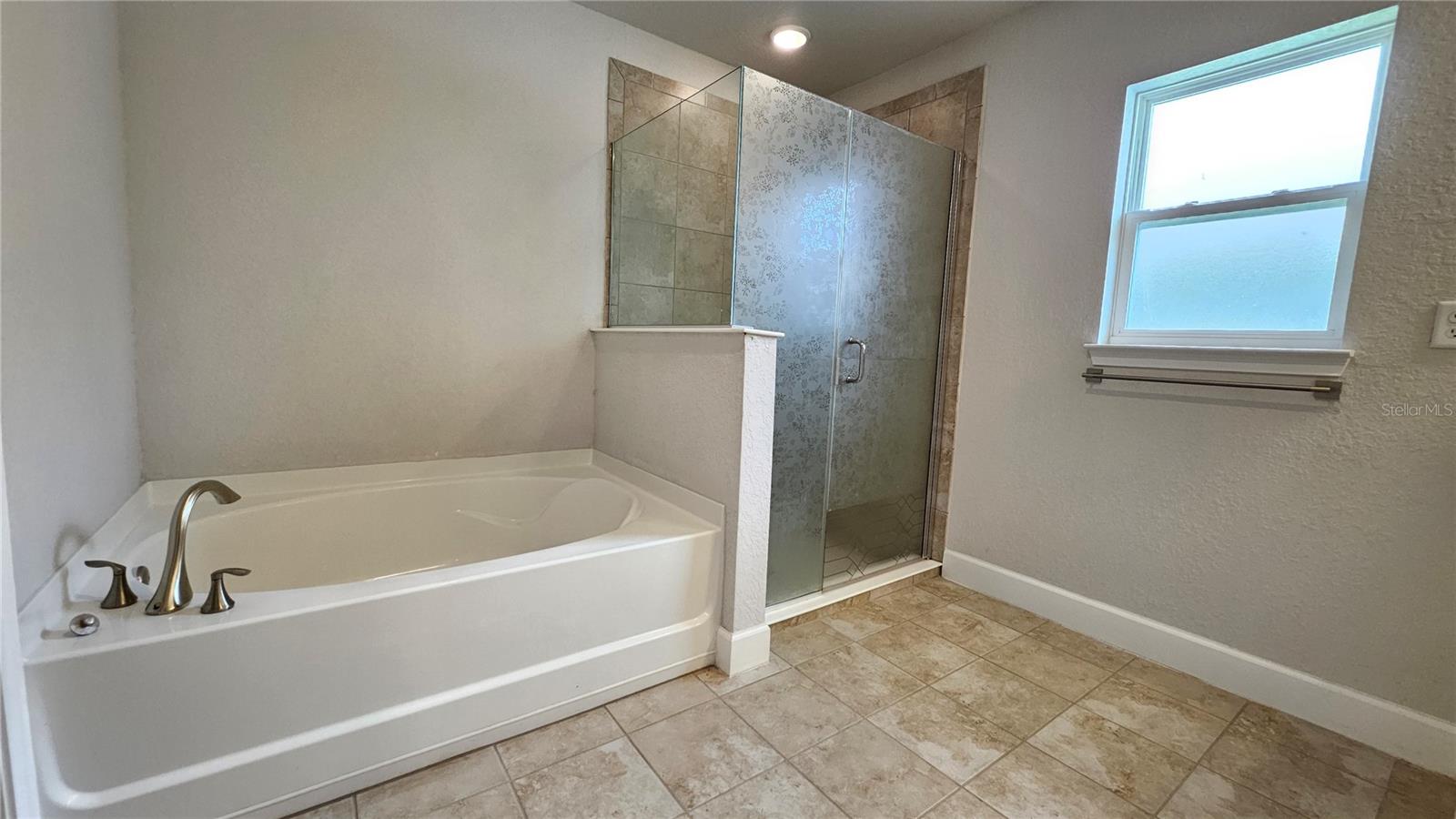 Image 20 of 38 For 5050 Sw 91st St