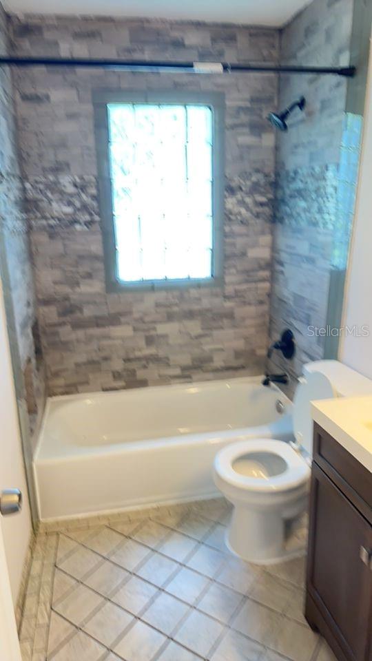 Image 13 of 18 For 332 Buena Vista Drive S