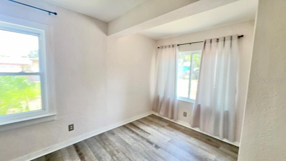 Image 9 of 18 For 332 Buena Vista Drive S