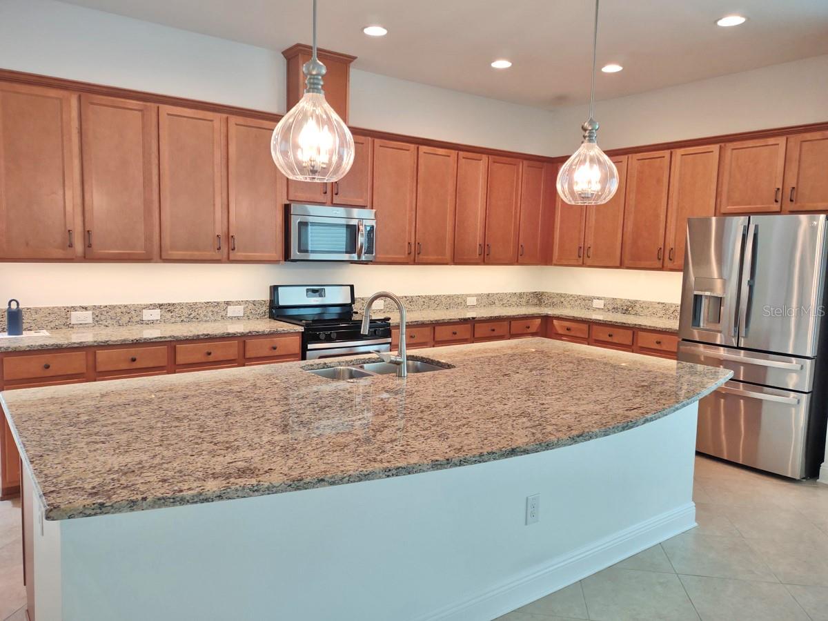 Image 16 of 42 For 6417 Blue Sail Lane