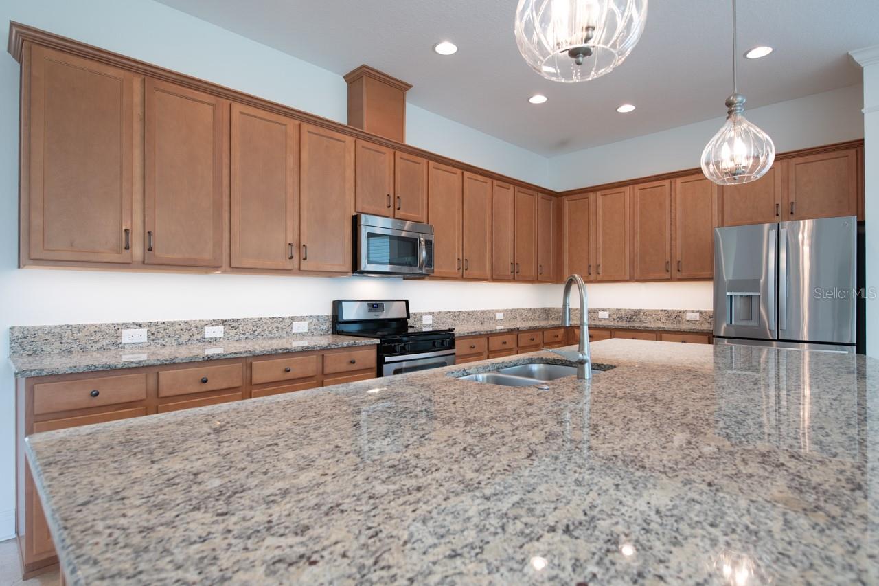 Image 18 of 42 For 6417 Blue Sail Lane