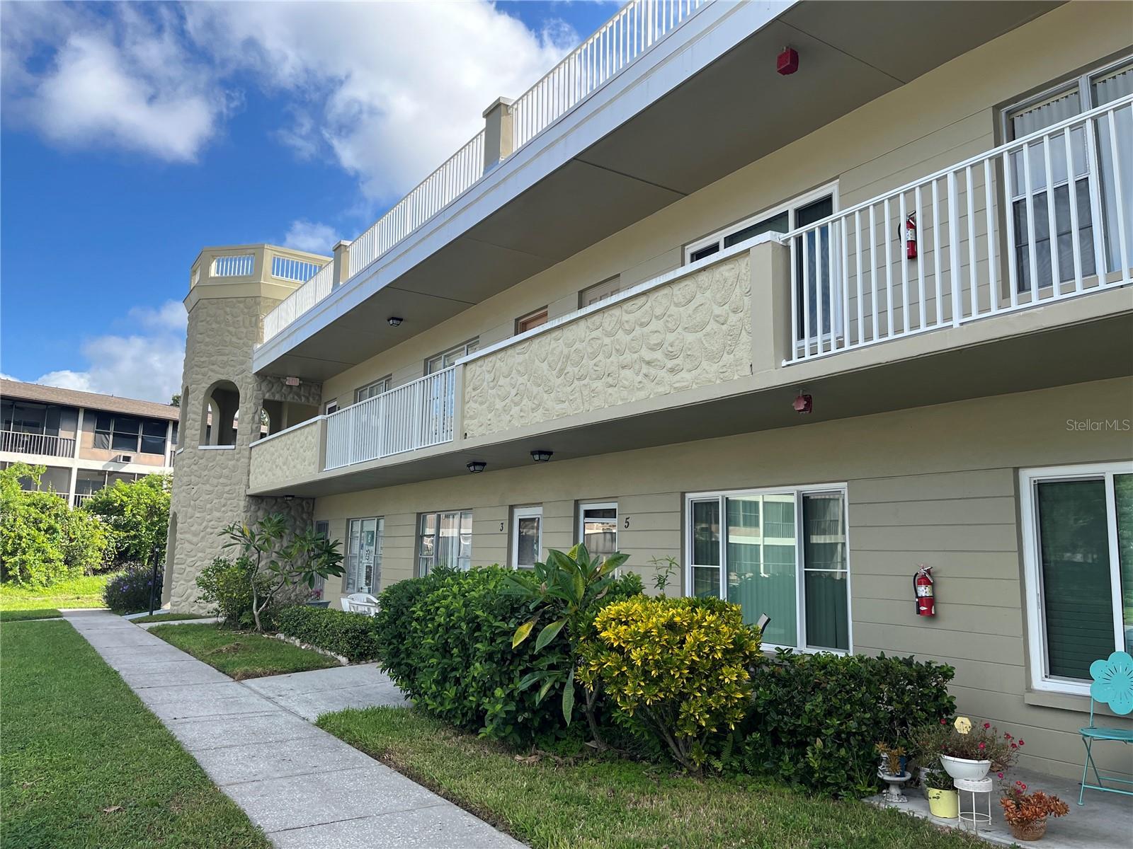 Details for 2391 Sumatran Way 9, CLEARWATER, FL 33763