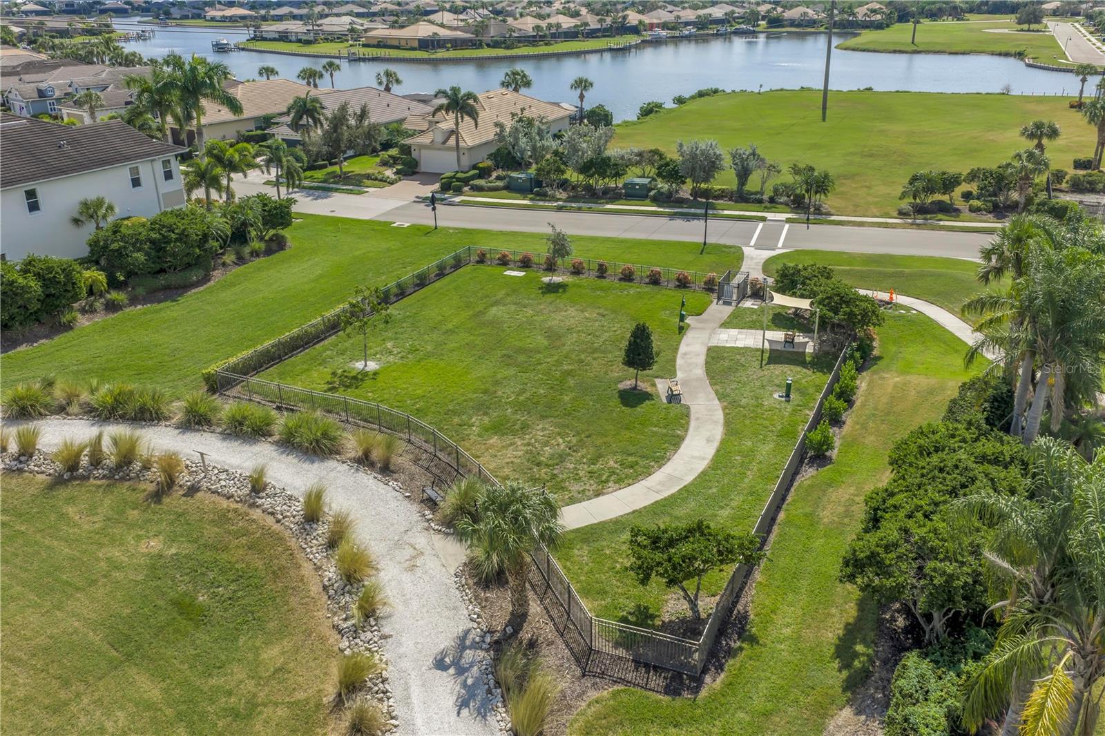 Image 47 of 59 For 1030 Tidewater Shores Loop 406