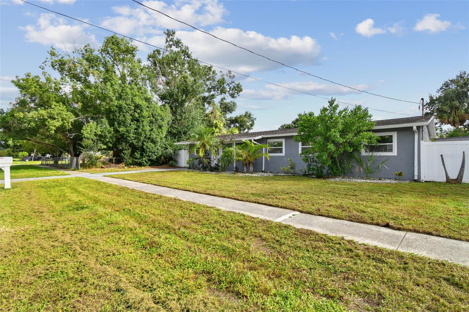 Image 2 of 21 For 4722 Bay Avenue