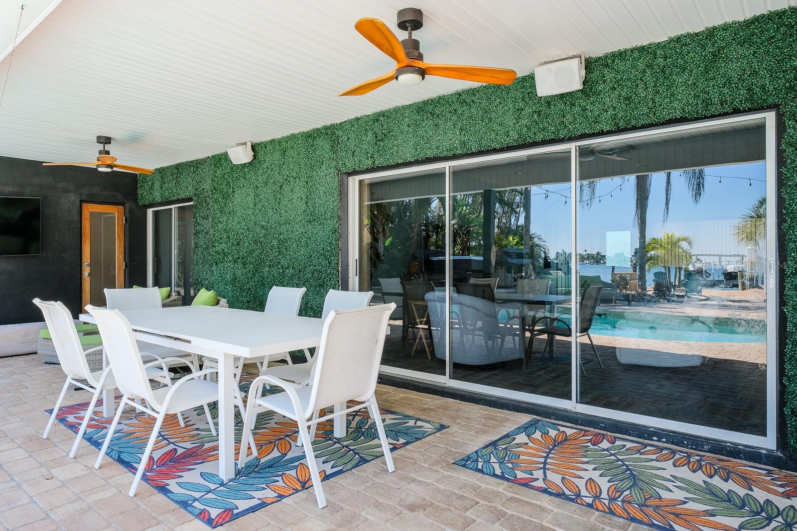 Image 12 of 30 For 746 Boca Ciega Isle Drive