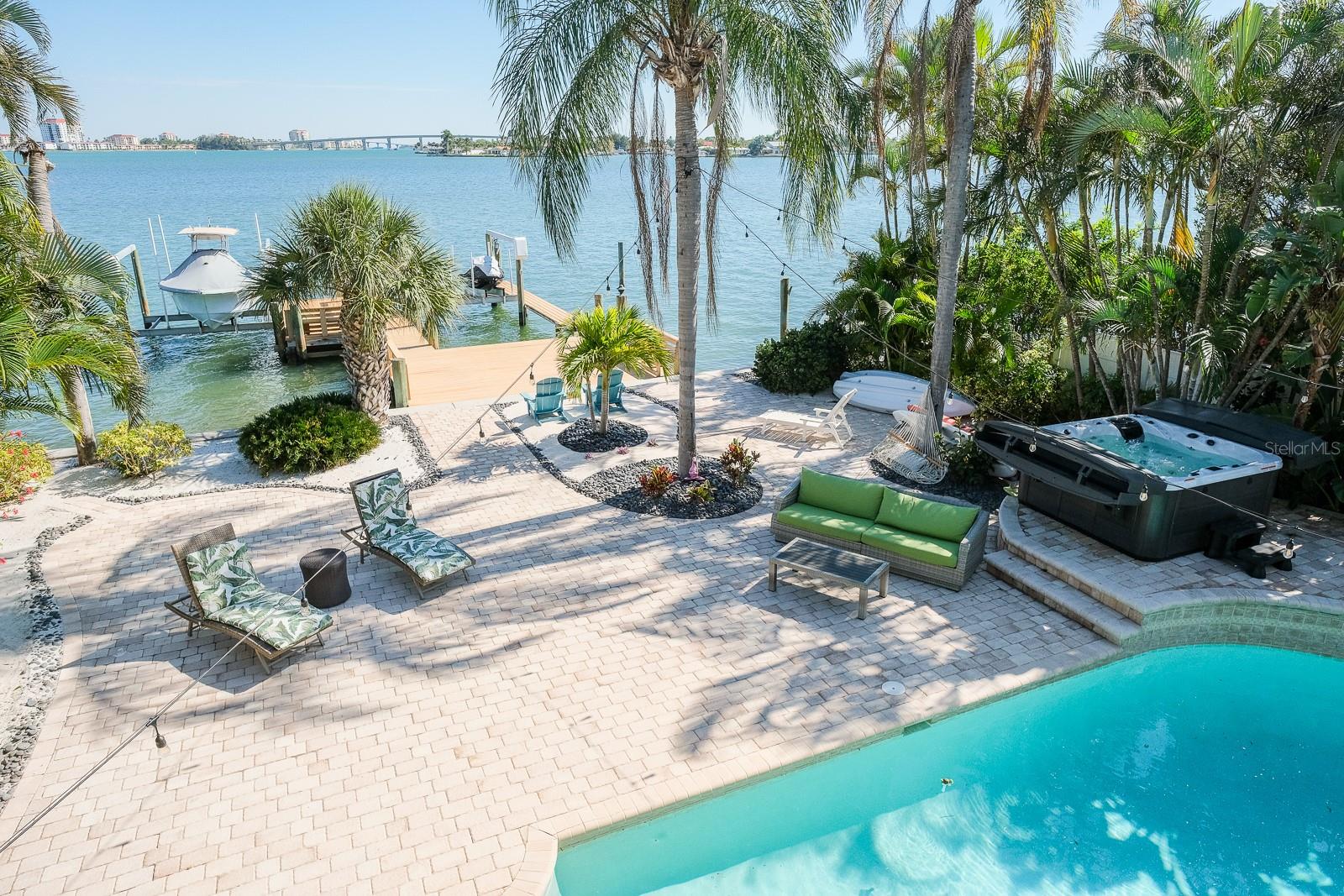 Image 17 of 30 For 746 Boca Ciega Isle Drive