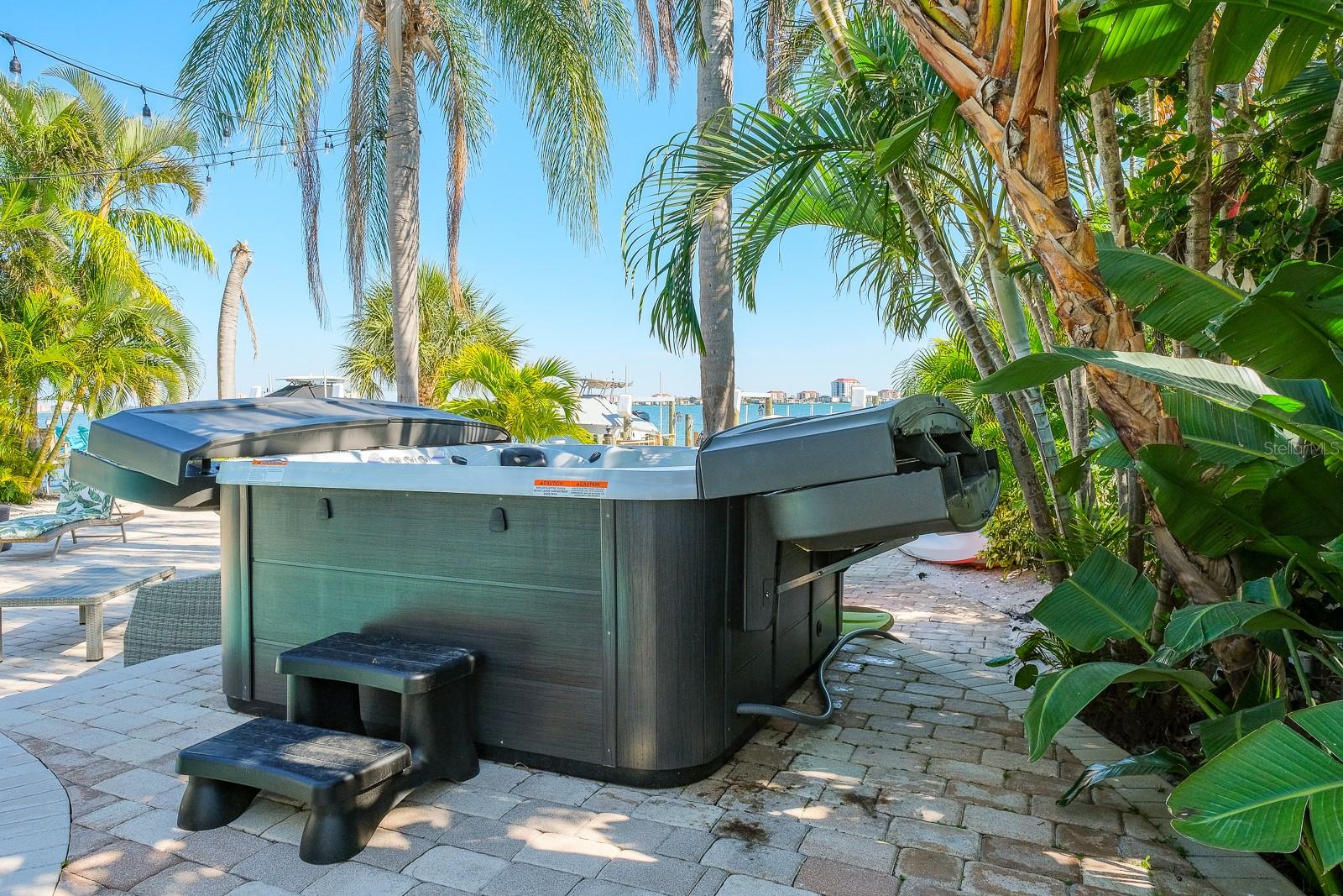 Image 21 of 30 For 746 Boca Ciega Isle Drive