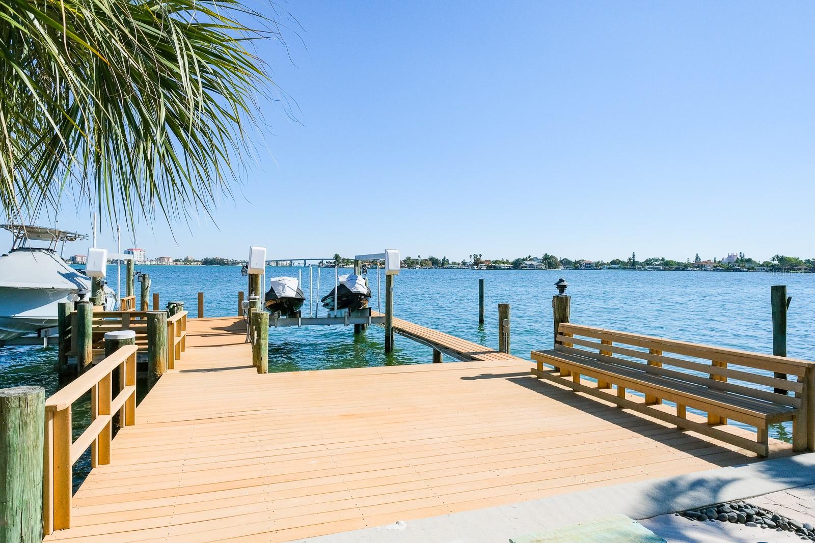 Image 26 of 30 For 746 Boca Ciega Isle Drive
