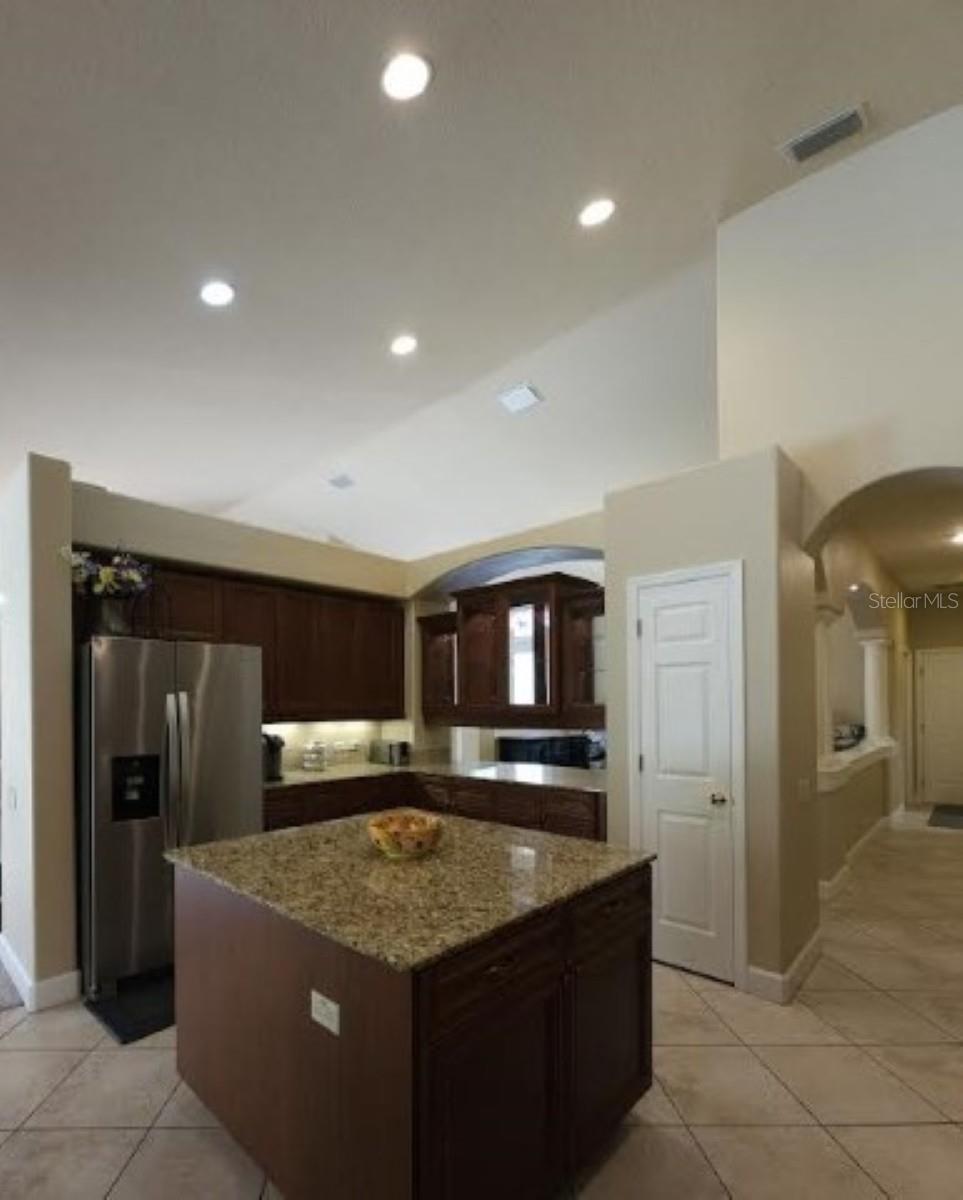 Image 14 of 67 For 3037 Lynwood Court