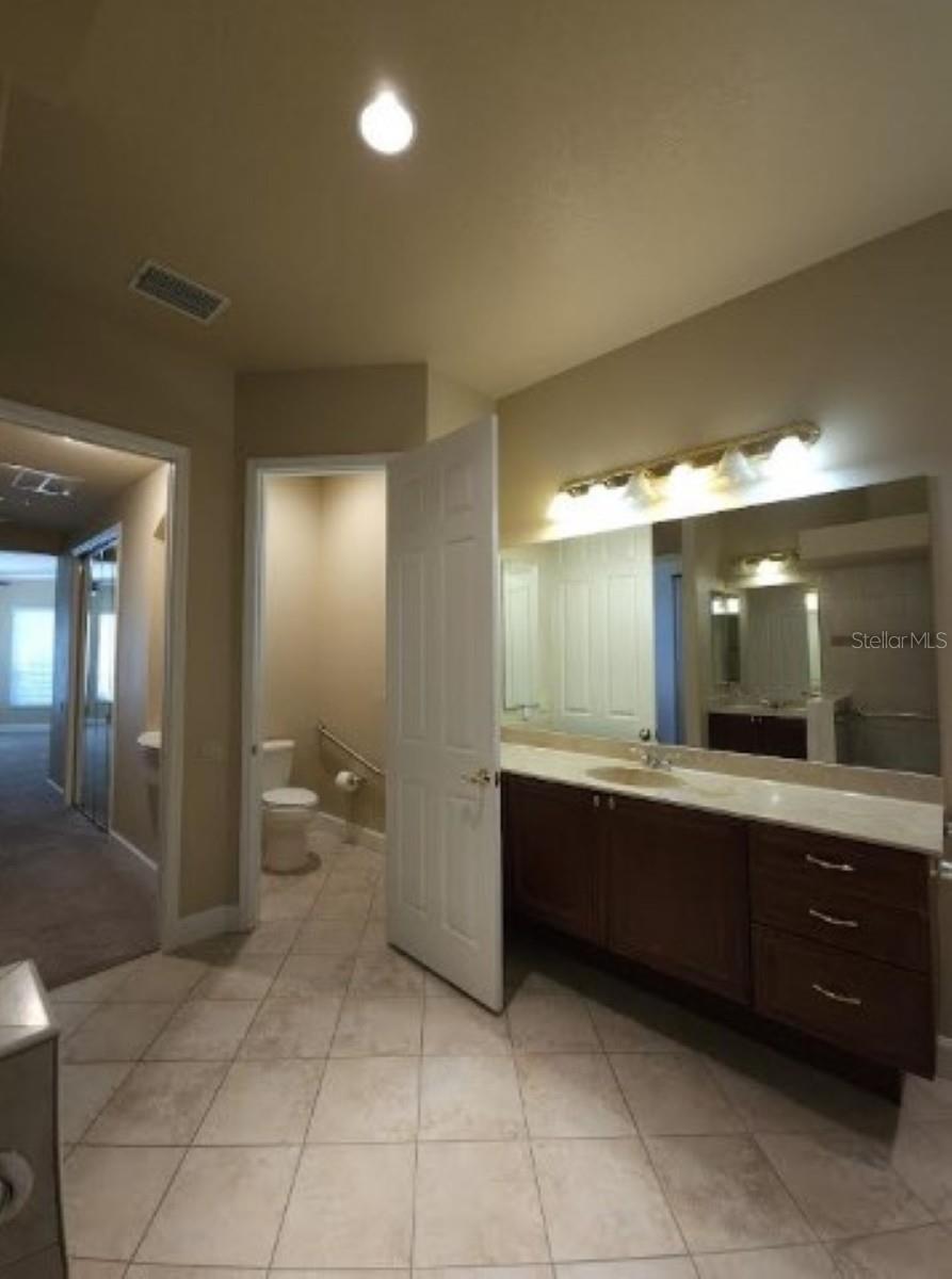 Image 25 of 67 For 3037 Lynwood Court