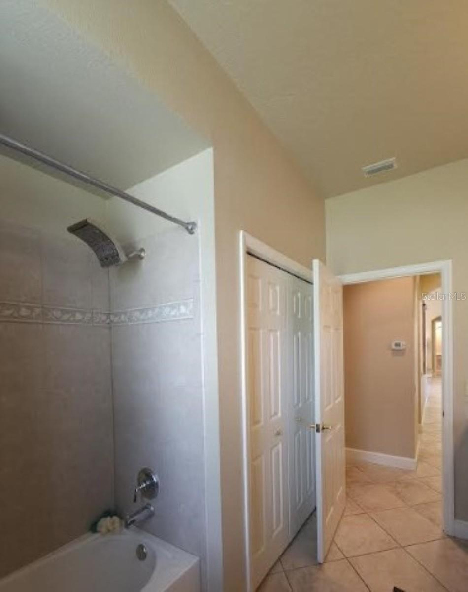 Image 35 of 67 For 3037 Lynwood Court