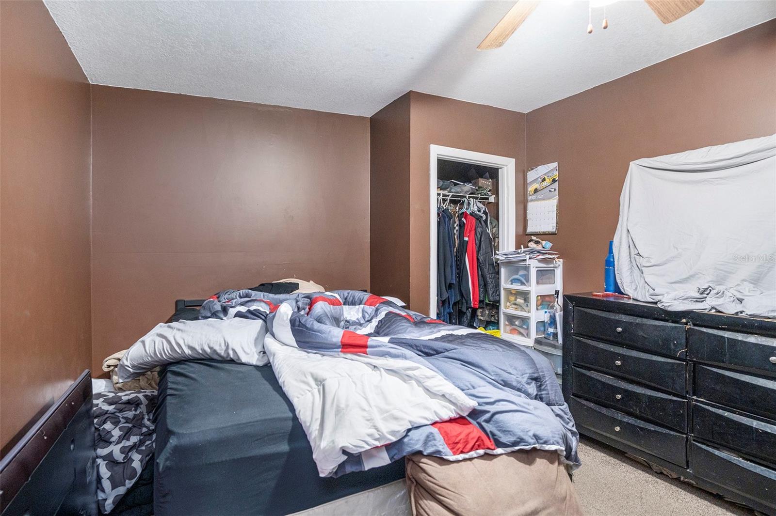Listing photo id 19 for 911 31st Avenue