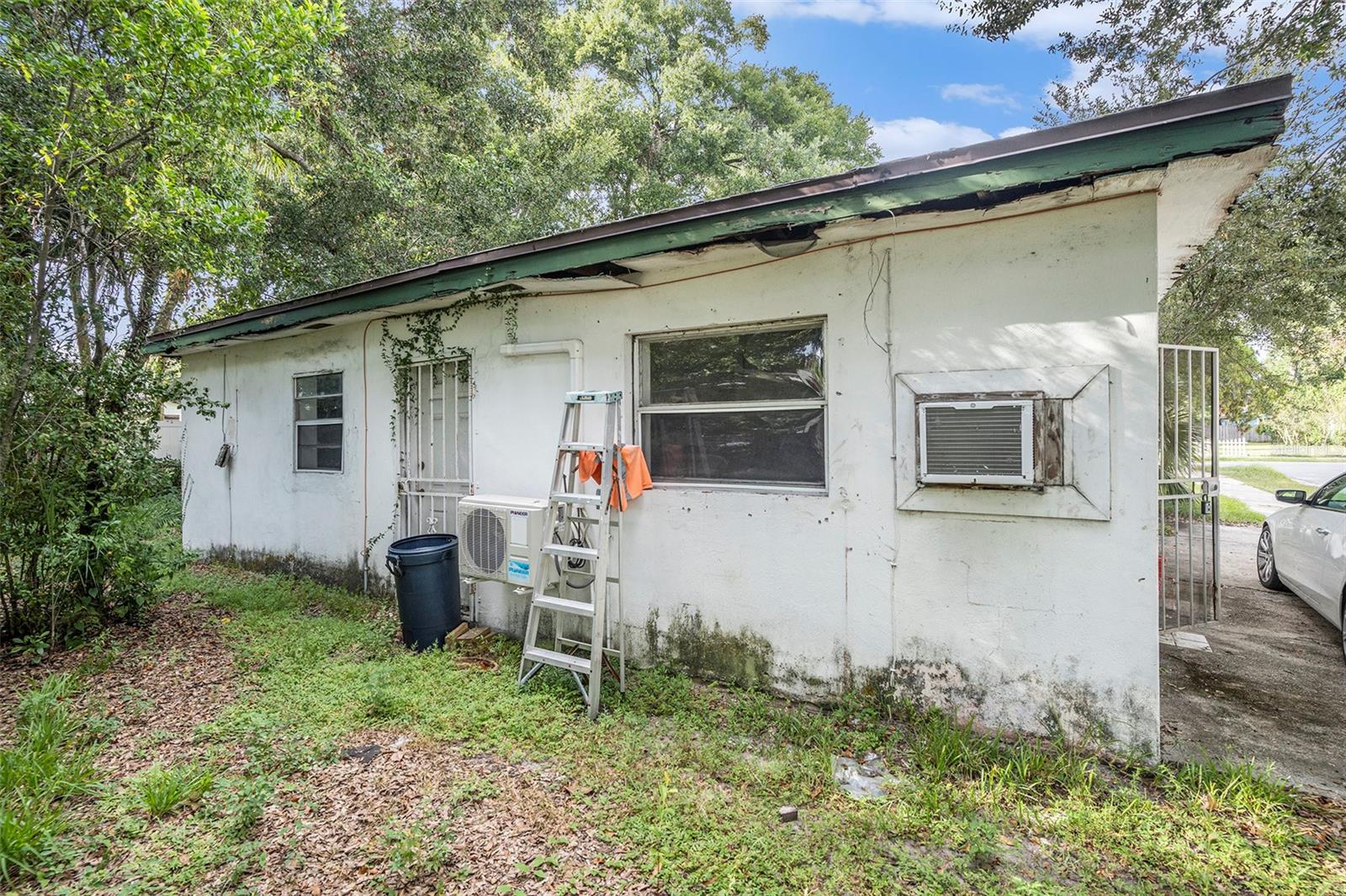 Listing photo id 25 for 911 31st Avenue