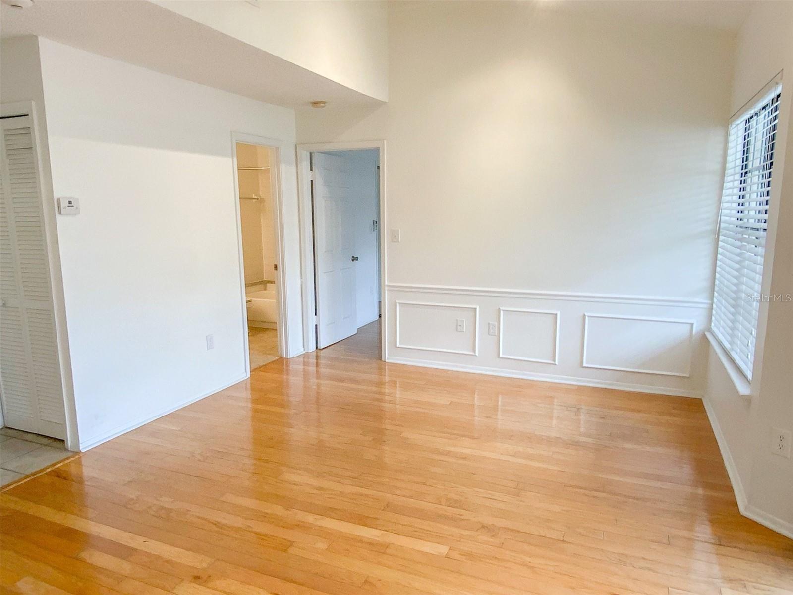 Image 11 of 21 For 1000 Horatio Street 324