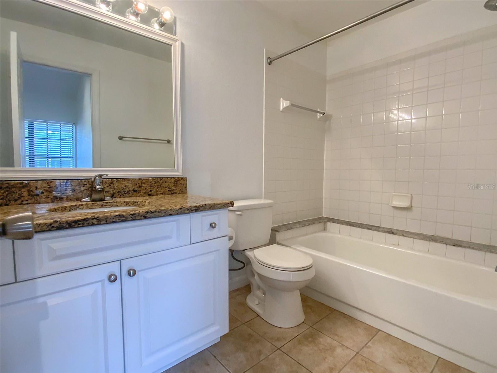 Image 15 of 21 For 1000 Horatio Street 324