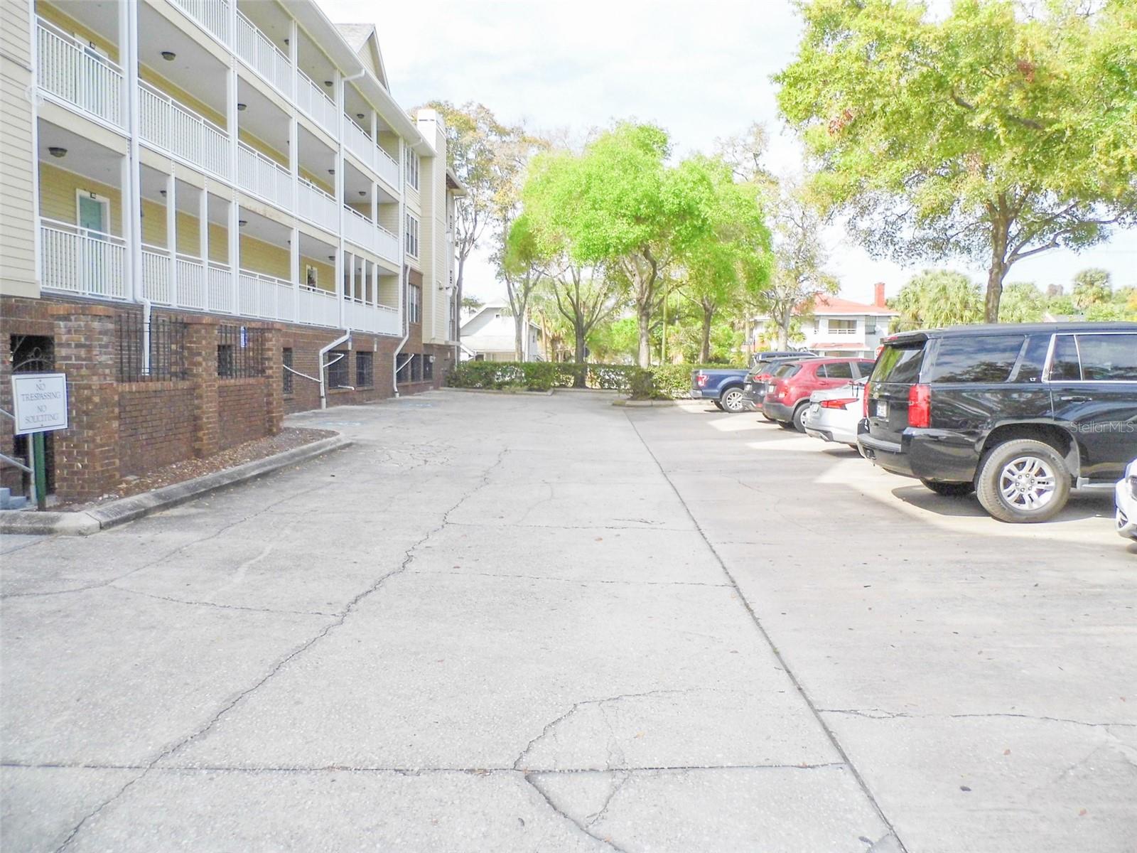 Image 21 of 21 For 1000 Horatio Street 324