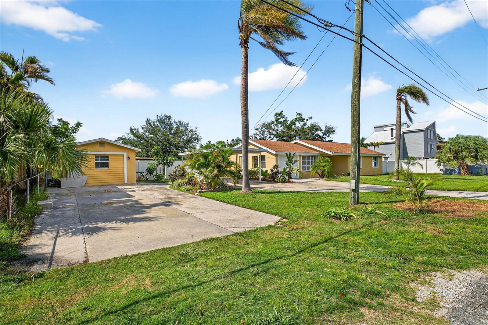 Image 2 of 57 For 3225 Shell Point Road