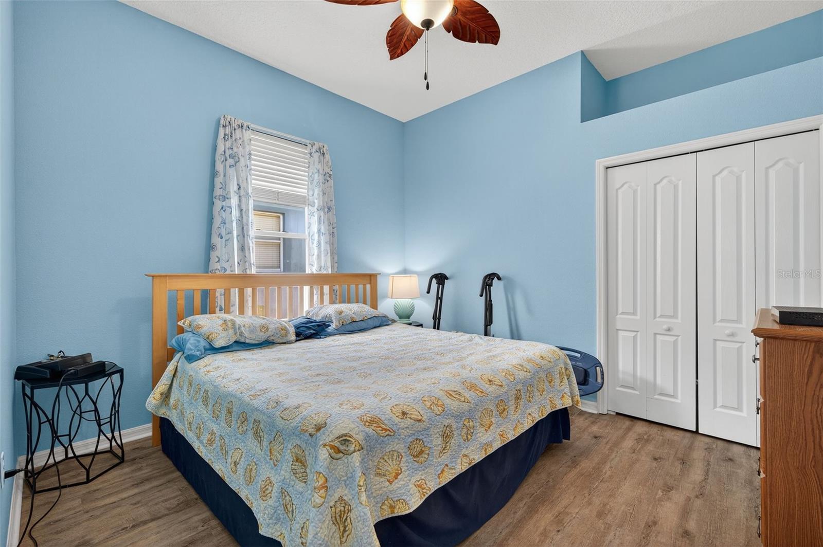 Image 25 of 71 For 11501 Bloomington Court