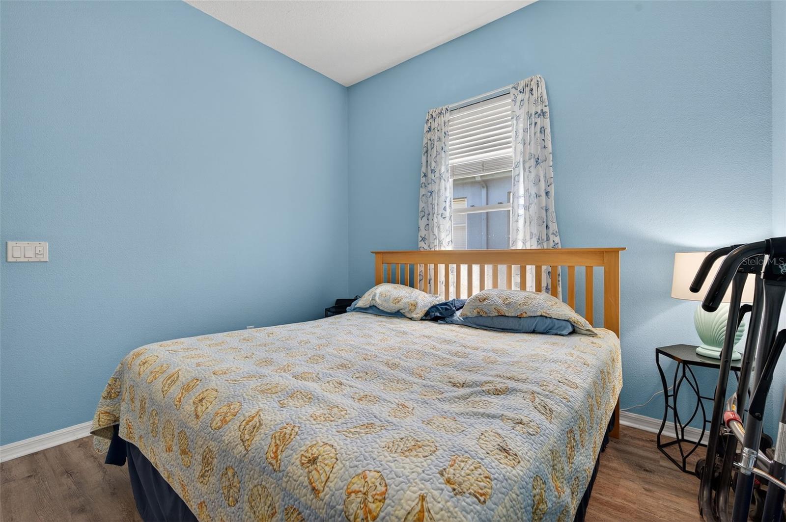 Image 27 of 71 For 11501 Bloomington Court