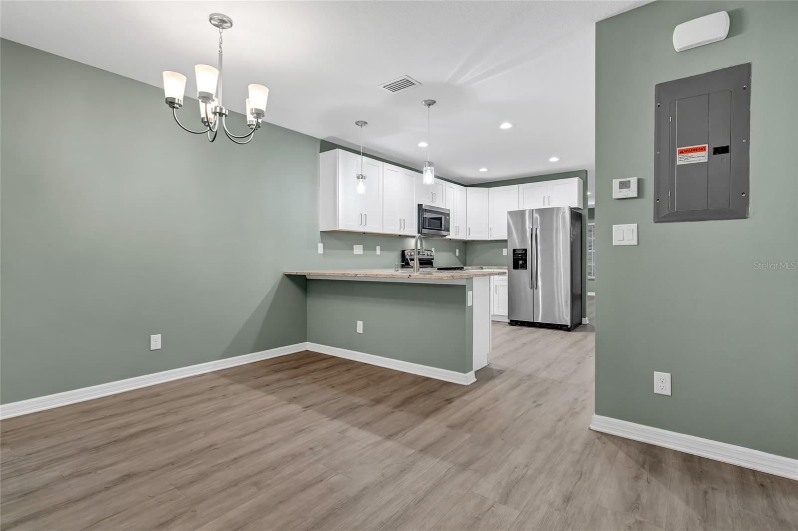 Image 19 of 29 For 1101 20th Street W