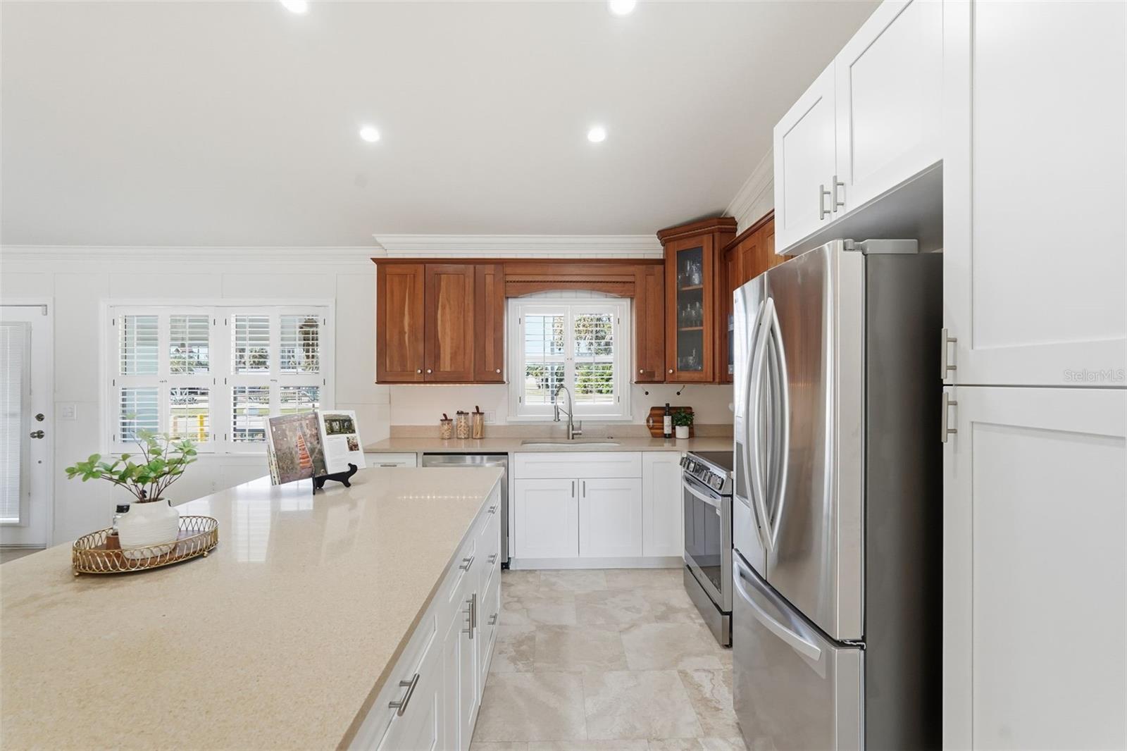 Image 14 of 47 For 15302 Harbor Drive