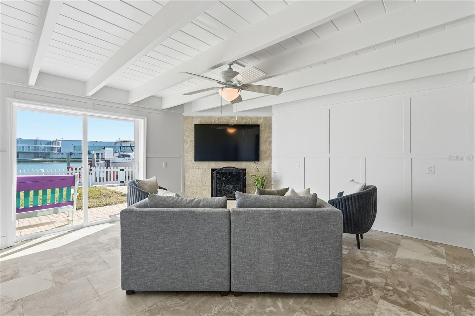 Image 18 of 47 For 15302 Harbor Drive